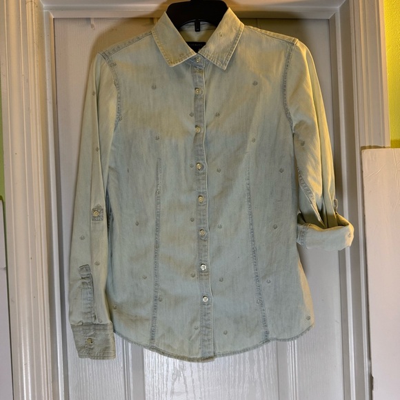 Talbots Light Denim Button Down Long Sleeve Shirt - Picture 1 of 6